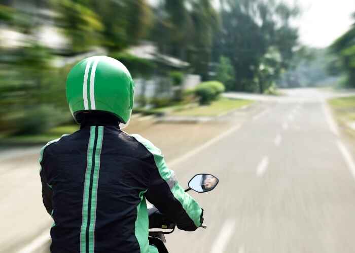 Simak dasar hukum, manfaat, syarat, dan cara memaksimalkan status pengusaha mikro transportasi online ini.